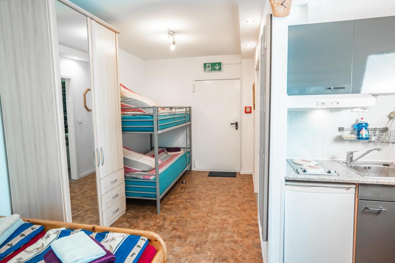 Motel Home ベルリン エクステリア 写真